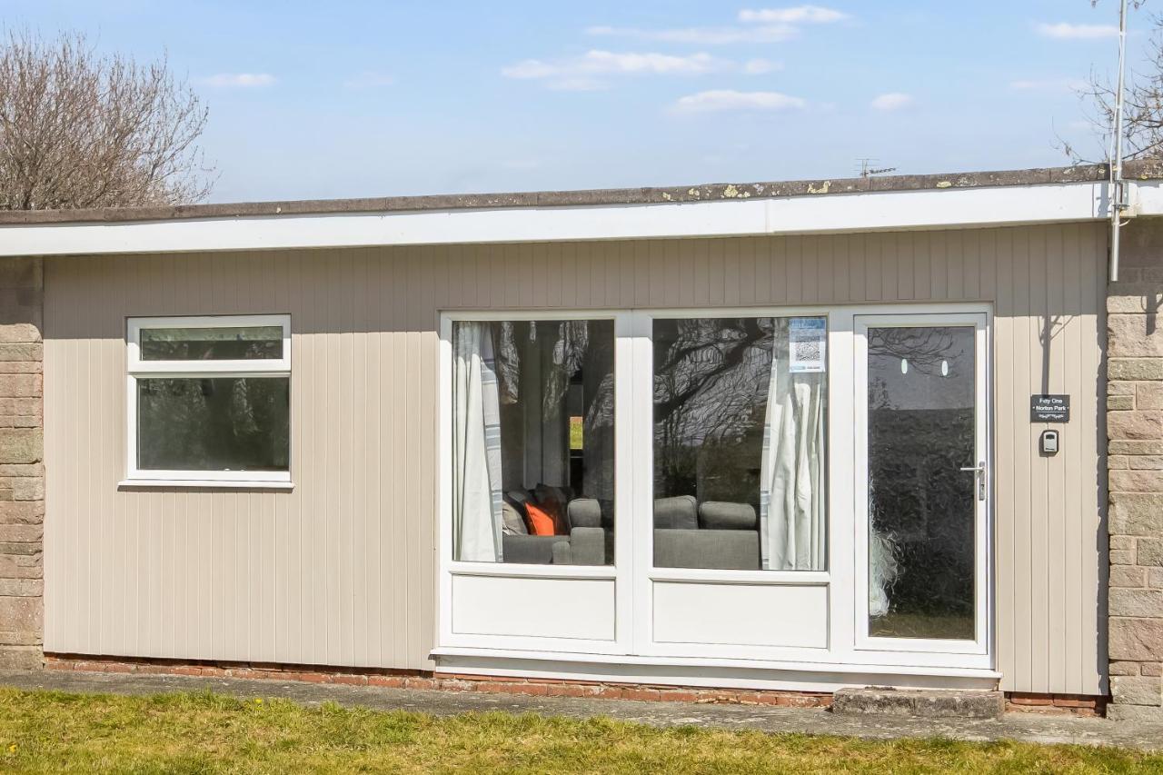 Villa 51 Norton Park Dartmouth Exterior foto